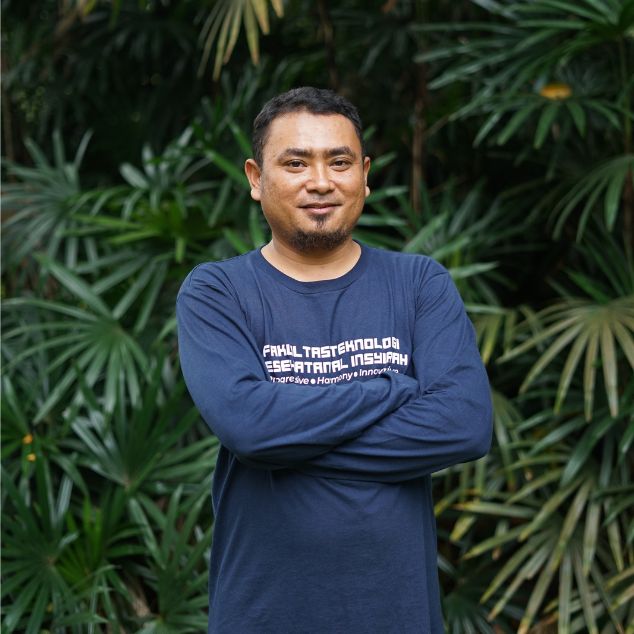 Muhamad Yusuf, M.Kom Muhamad Yusuf, M.Kom