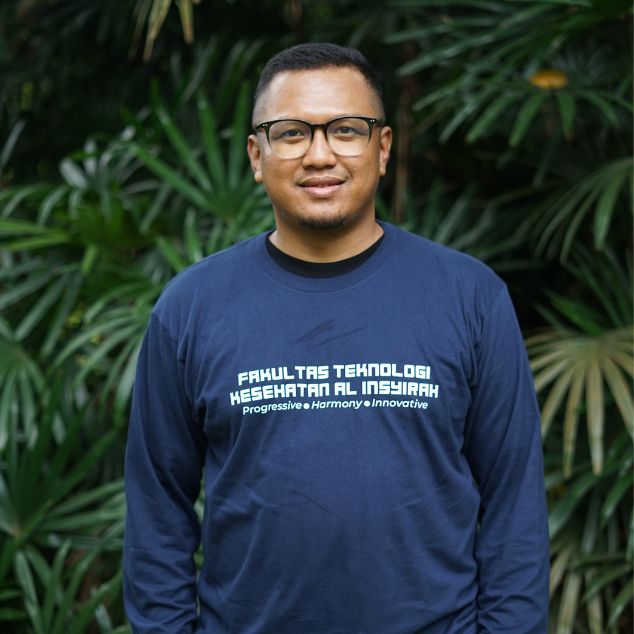 Yogi Pratama, M.Kom Yogi Pratama, M.Kom